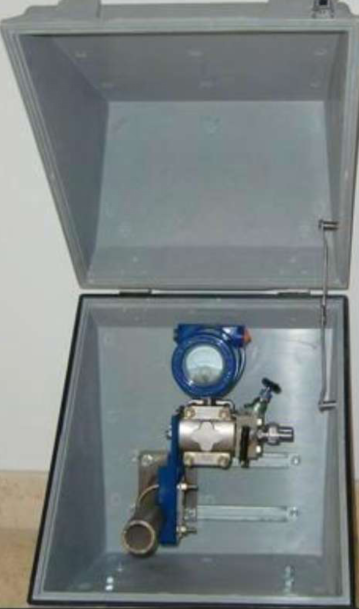 變(bian)送器儀(yí)表箱